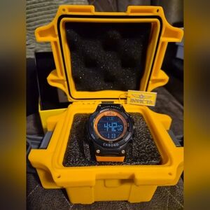 Invicta Black and Orange Chrono Raciing Mens Smartwatch With New Hard Case Box